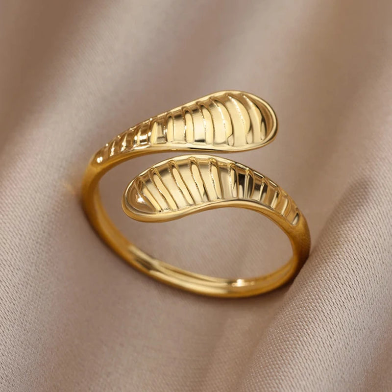 Stainless Steel Rings for Women Men Gold Color Engagement Wedding Party Ring Female Male Finger Jewelry Birthday Gift 2023 Trend