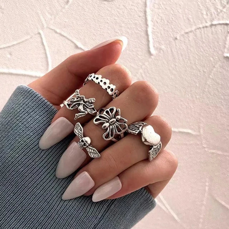 New Fashion Creative Geometric Leaf Wave Hollow Ring Set 11 Pcs for Women Men Simple Knuckle Ring Charm Wedding Party Jewelry